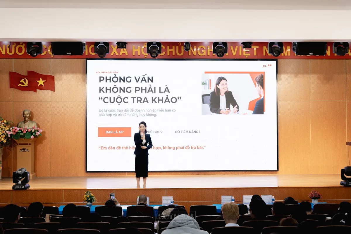 Workshop kỹ năng phỏng vấn dành cho sinh viên tại trường